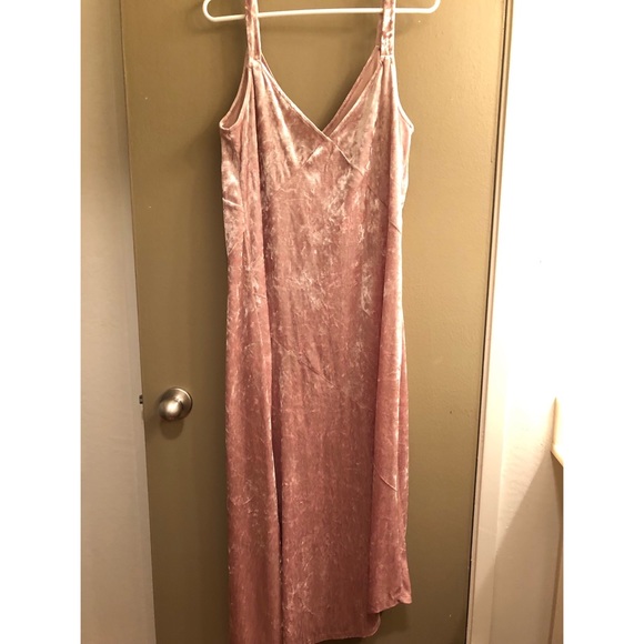Zara Pink Velvet Dress - Picture 4 of 4